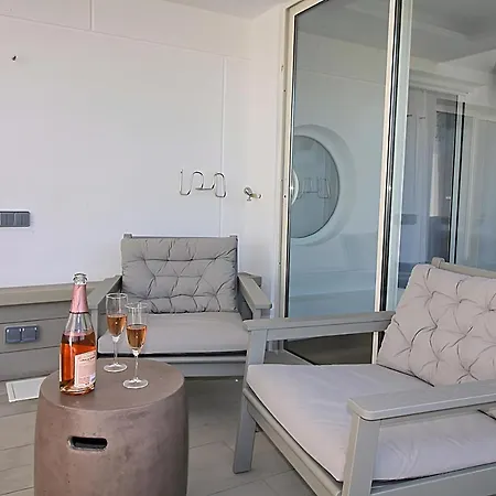 Apartment Incredible Penthouse With Jacuzzi In The Center, Unique In The Area *