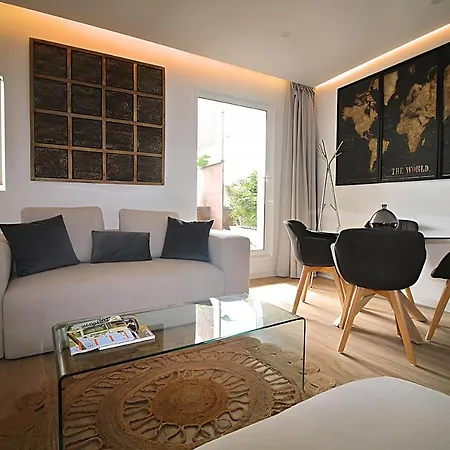 Incredible Penthouse With Jacuzzi In The Center, Unique In The Area Barcelona
