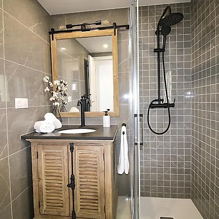 Incredible Penthouse With Jacuzzi In The Center, Unique In The Area