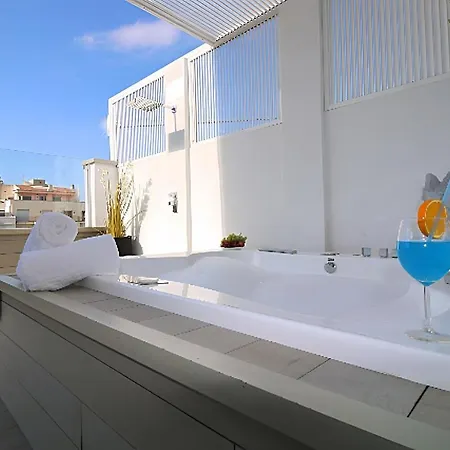 Incredible Penthouse With Jacuzzi In The Center, Unique In The Area Διαμέρισμα *